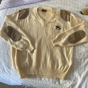 Snap On Men's Cream Sweater with Sleeve Accents